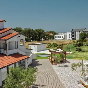 https://camping-volme.pula-hotels.org