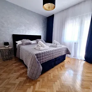 Lucy - Free Private Parking Appartement